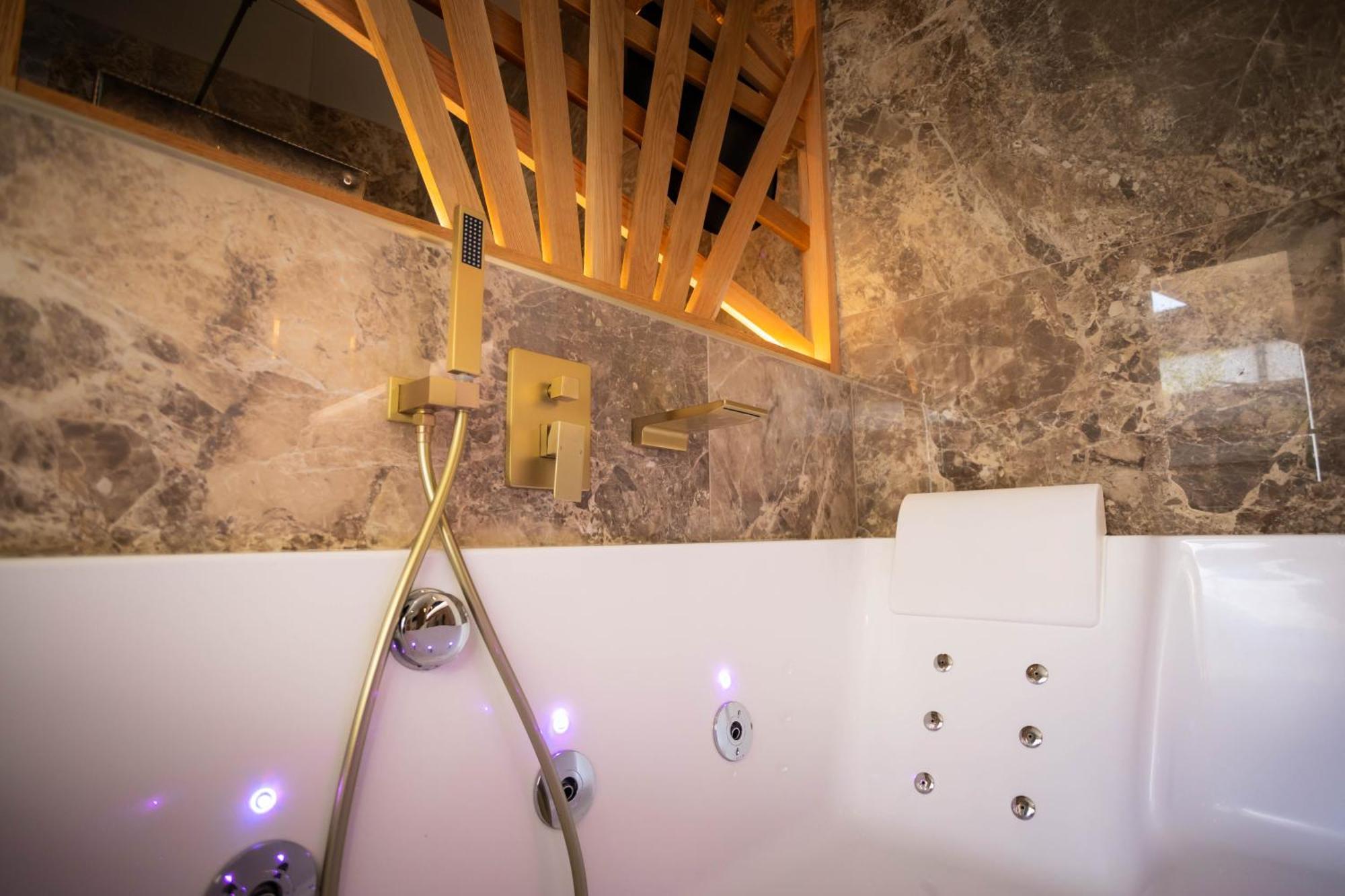 Apartamento Les Jardins Secrets - Gare & Centre By Dijon
