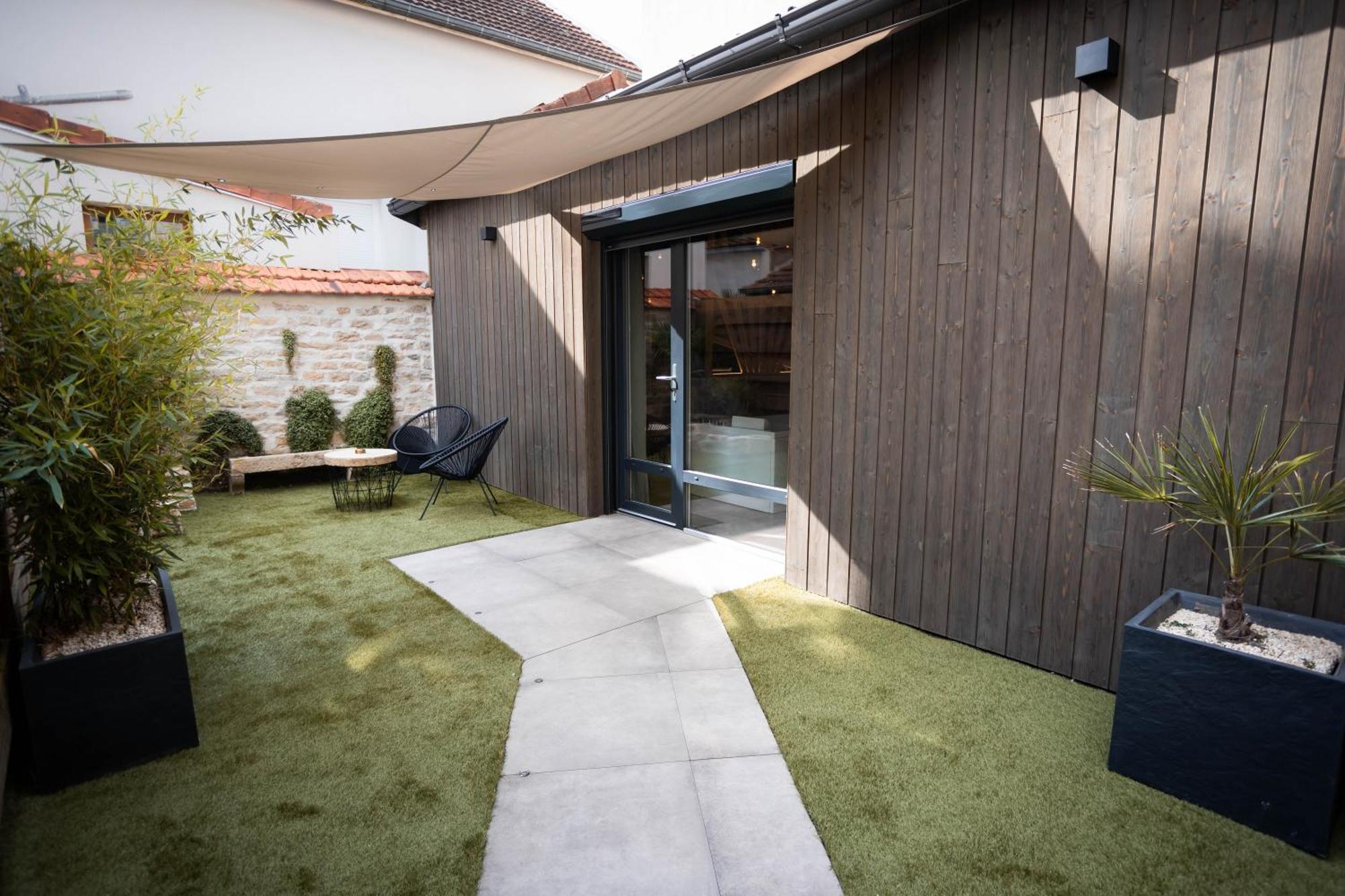 Les Jardins Secrets - Gare & Centre By