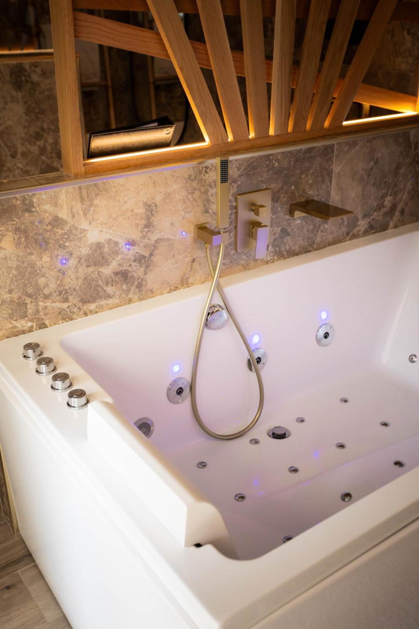 Apartamento Les Jardins Secrets - Gare & Centre By *