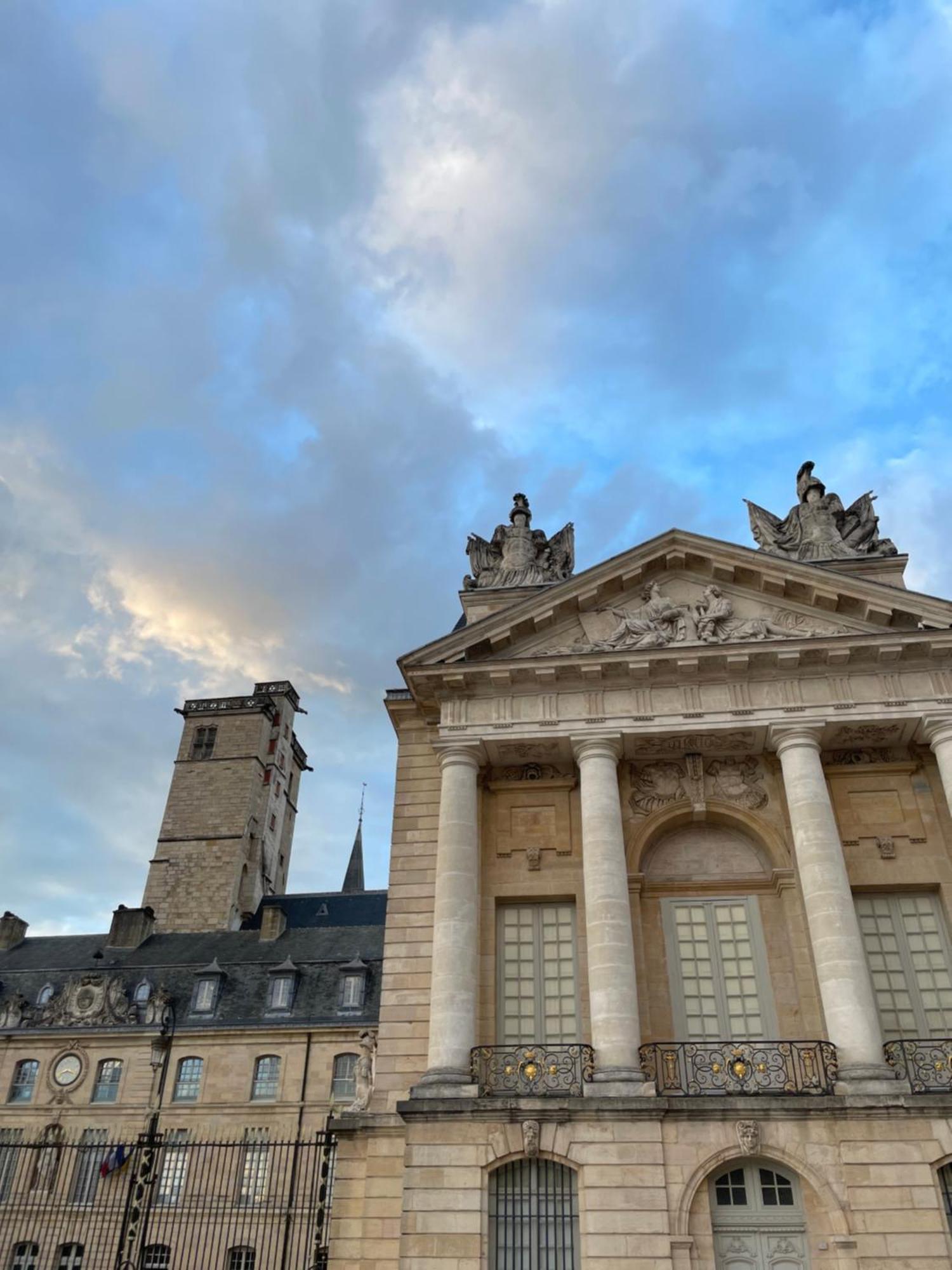 Les Jardins Secrets - Gare & Centre By