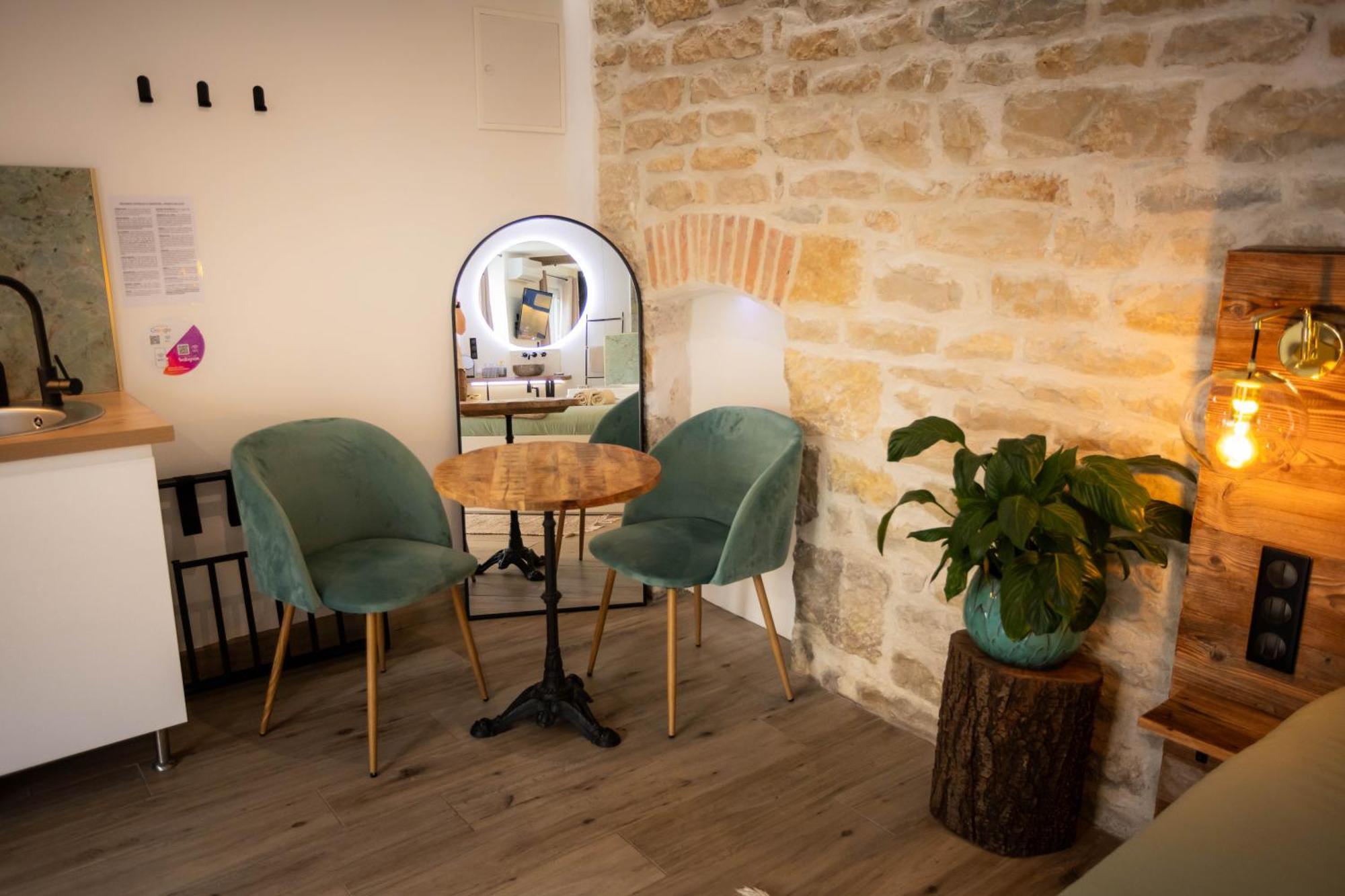 Apartment Les Jardins Secrets - Gare & Centre By Dijon